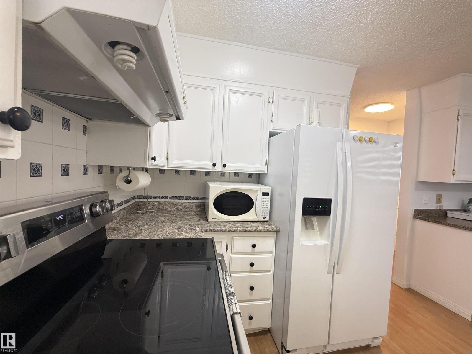 2620 83 ST NW, Edmonton