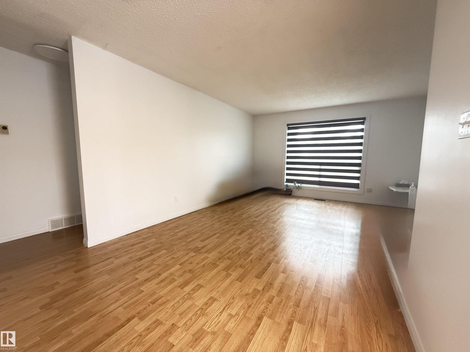 2620 83 ST NW, Edmonton