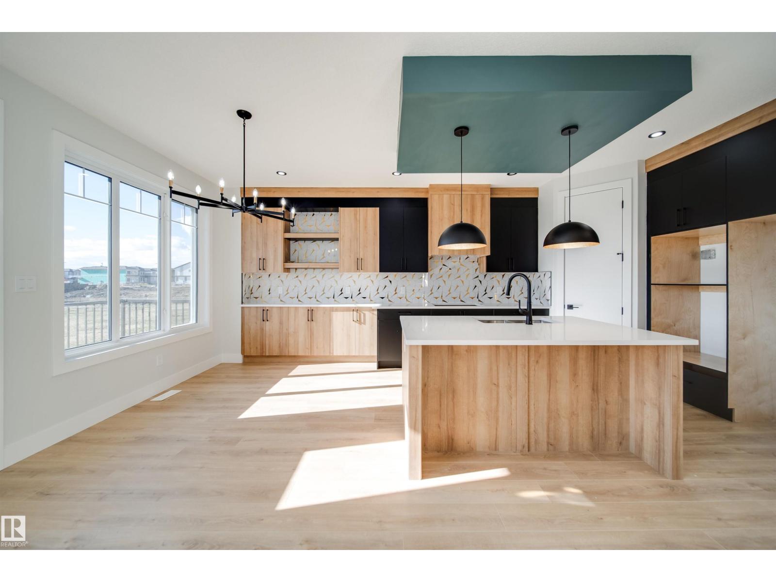 8603 183 AV NW, Edmonton
