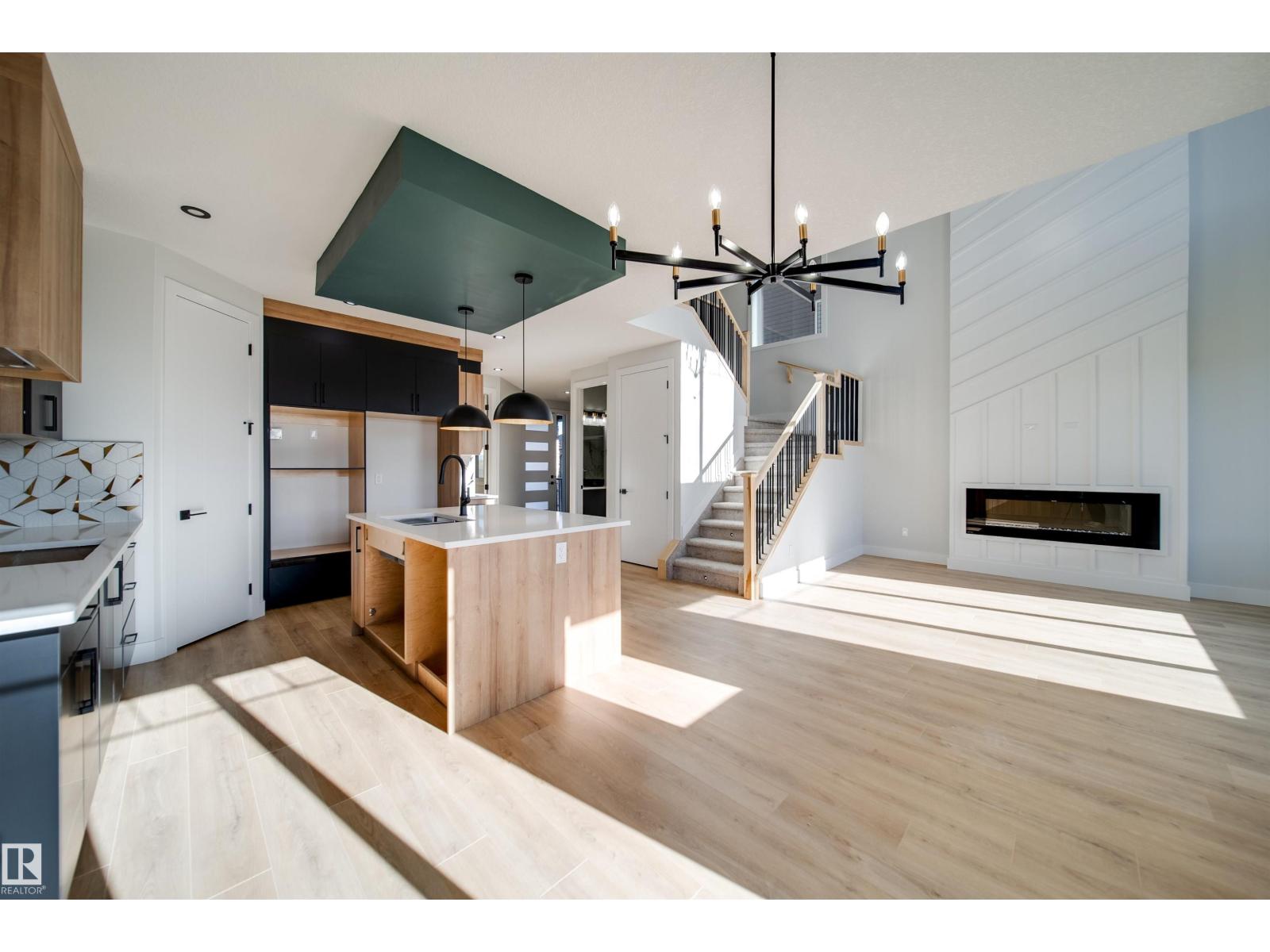 8603 183 AV NW, Edmonton