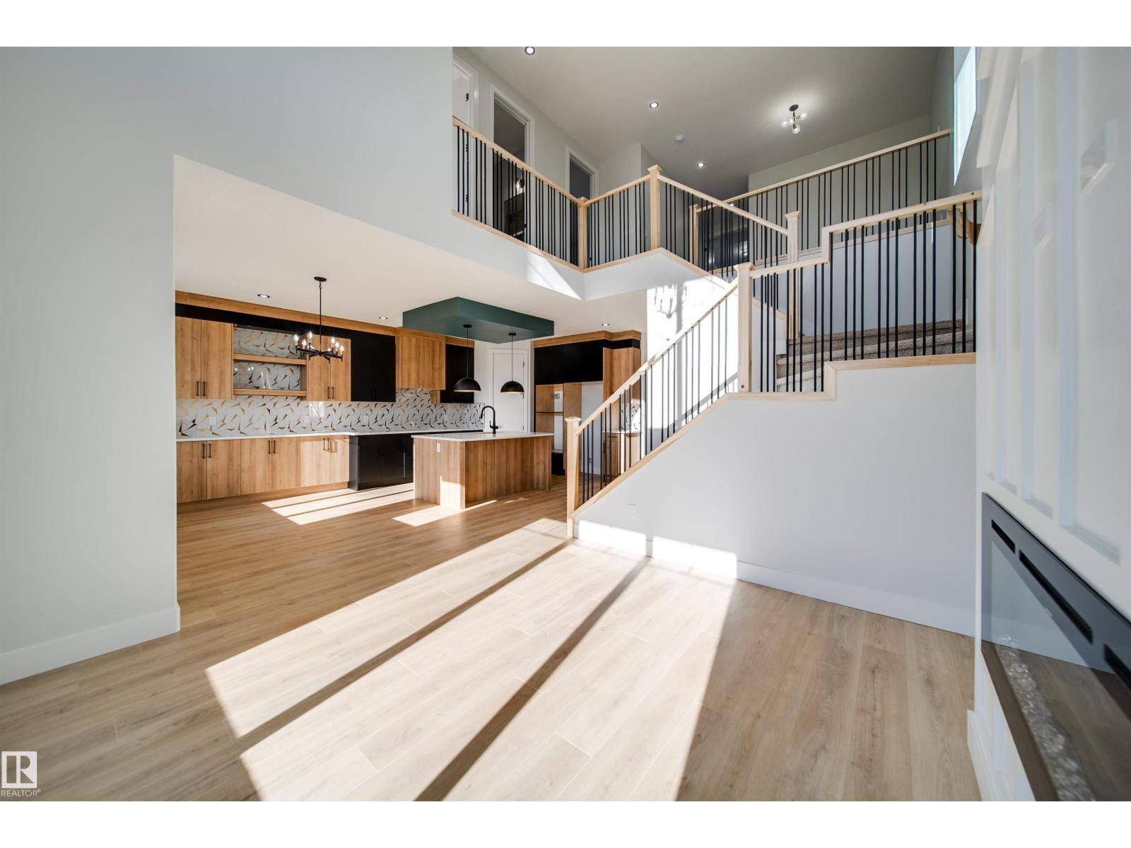 8603 183 AV NW, Edmonton