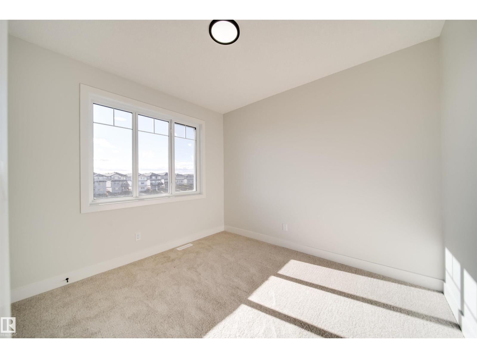 8603 183 AV NW, Edmonton