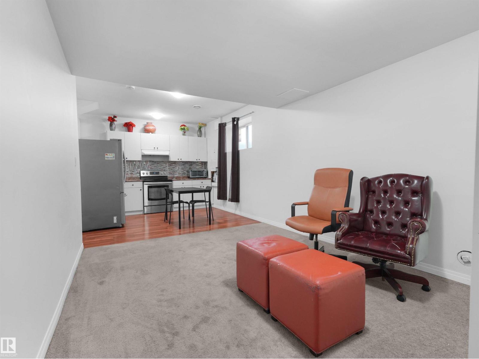 5192 1B AVE SW SW, Edmonton