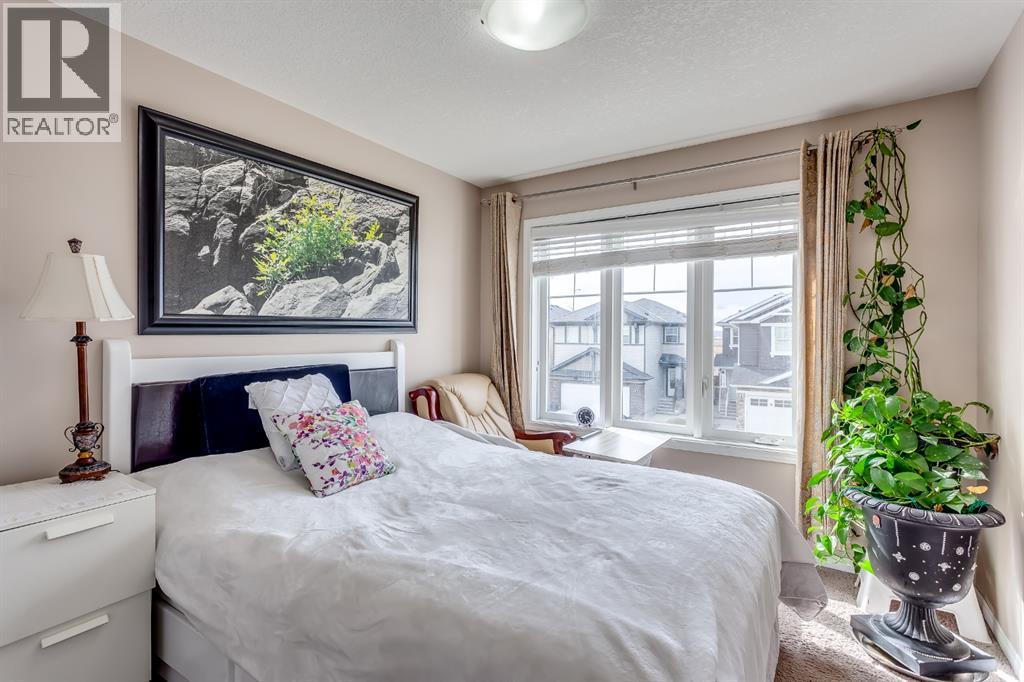 379 Skyview Shores Manor NE - 25