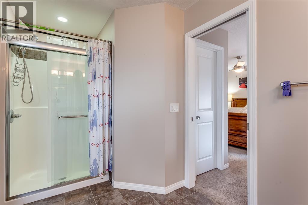 379 Skyview Shores Manor NE - 24