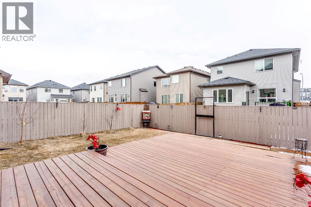 379 Skyview Shores Manor NE - 17
