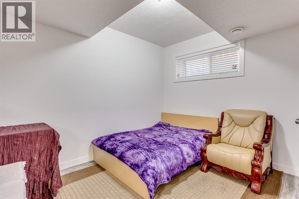 379 Skyview Shores Manor NE - 35