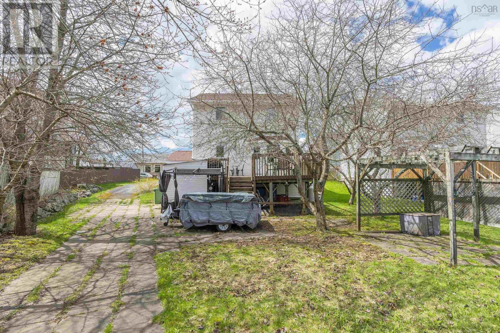 Property 44 of 49 of 208 Breeze Drive