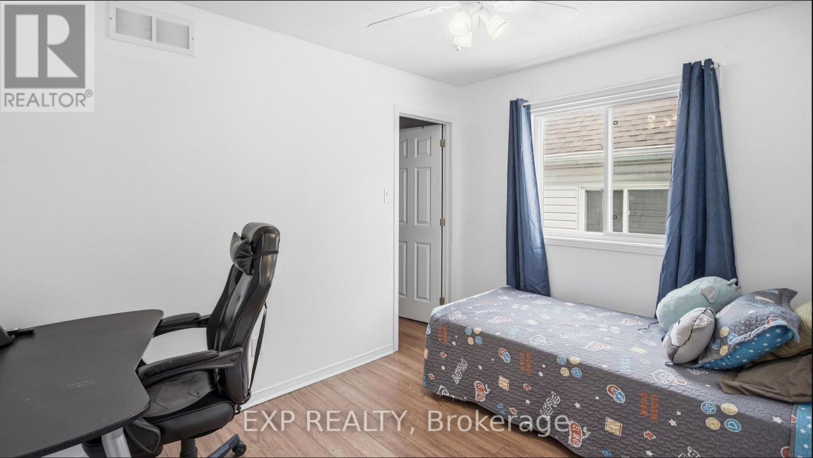 222 DEERCROFT AVENUE - 36