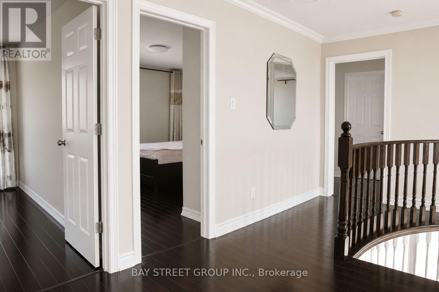 19 DELANCEY CRESCENT - 16