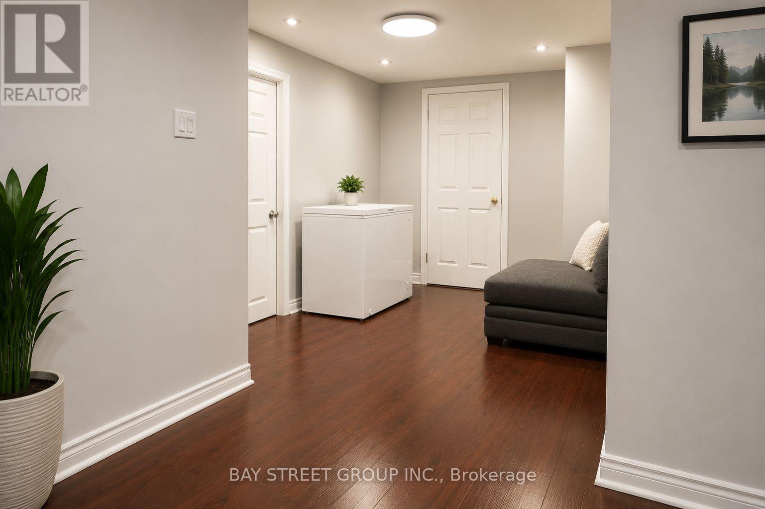 19 DELANCEY CRESCENT - 32