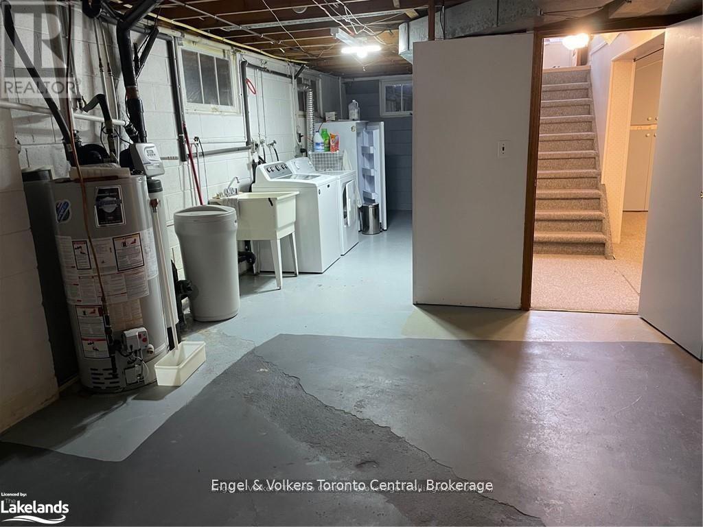 27 HERBERT AVENUE - 9