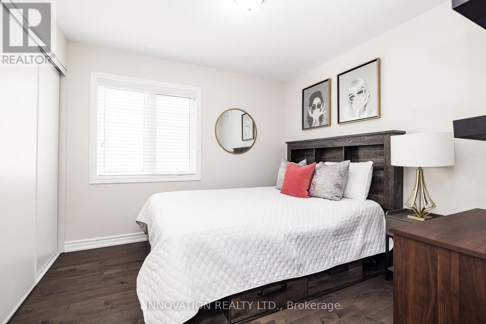191 EQUITATION CIRCLE - 21