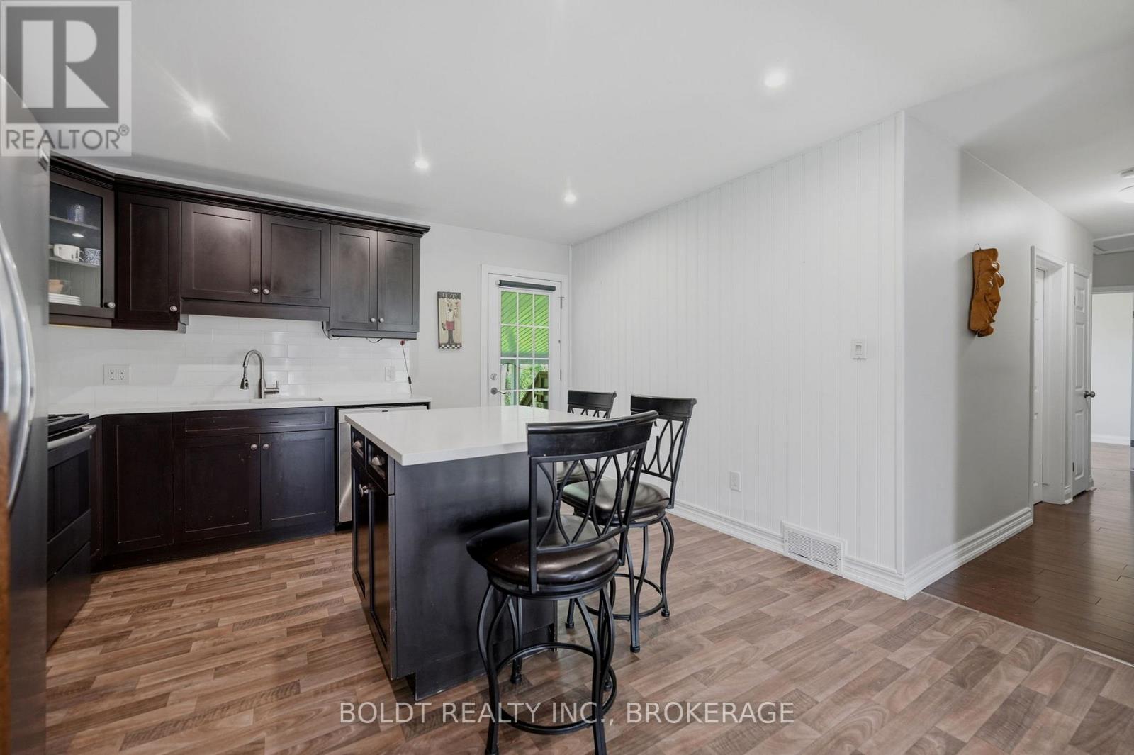 23 WOODELM DRIVE - 13