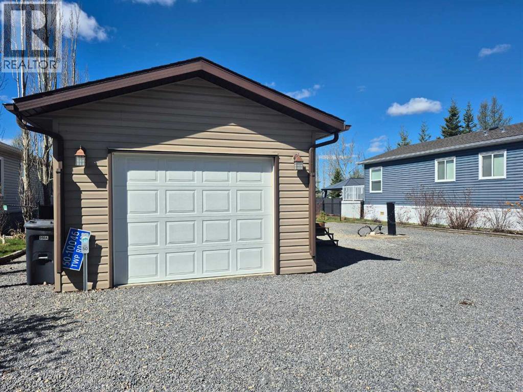 10046 Township Road 422 - Photo 37