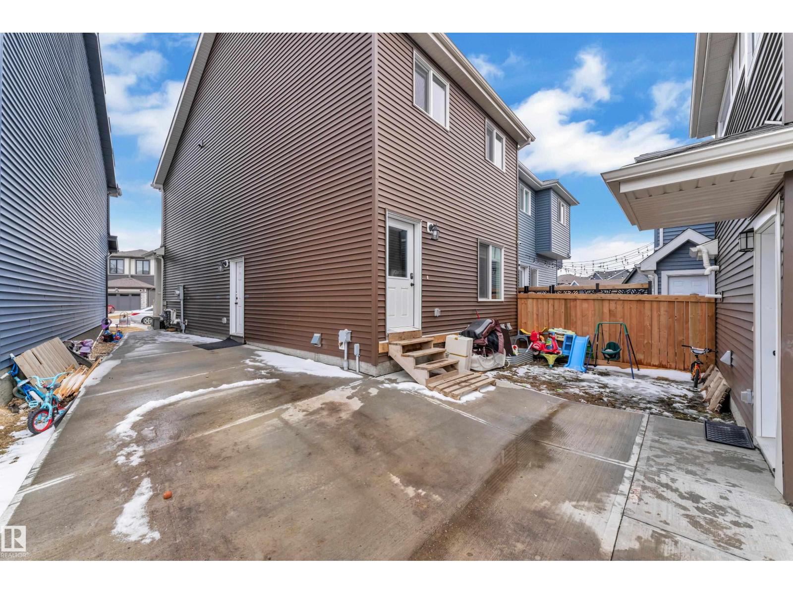 1645 PLUM CIRCLE CI SW - 43