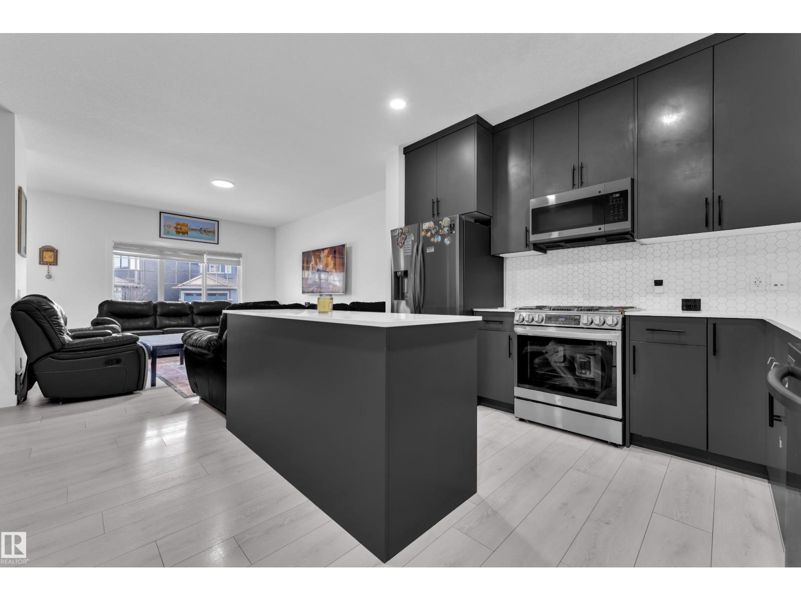 1645 PLUM CIRCLE CI SW - 8