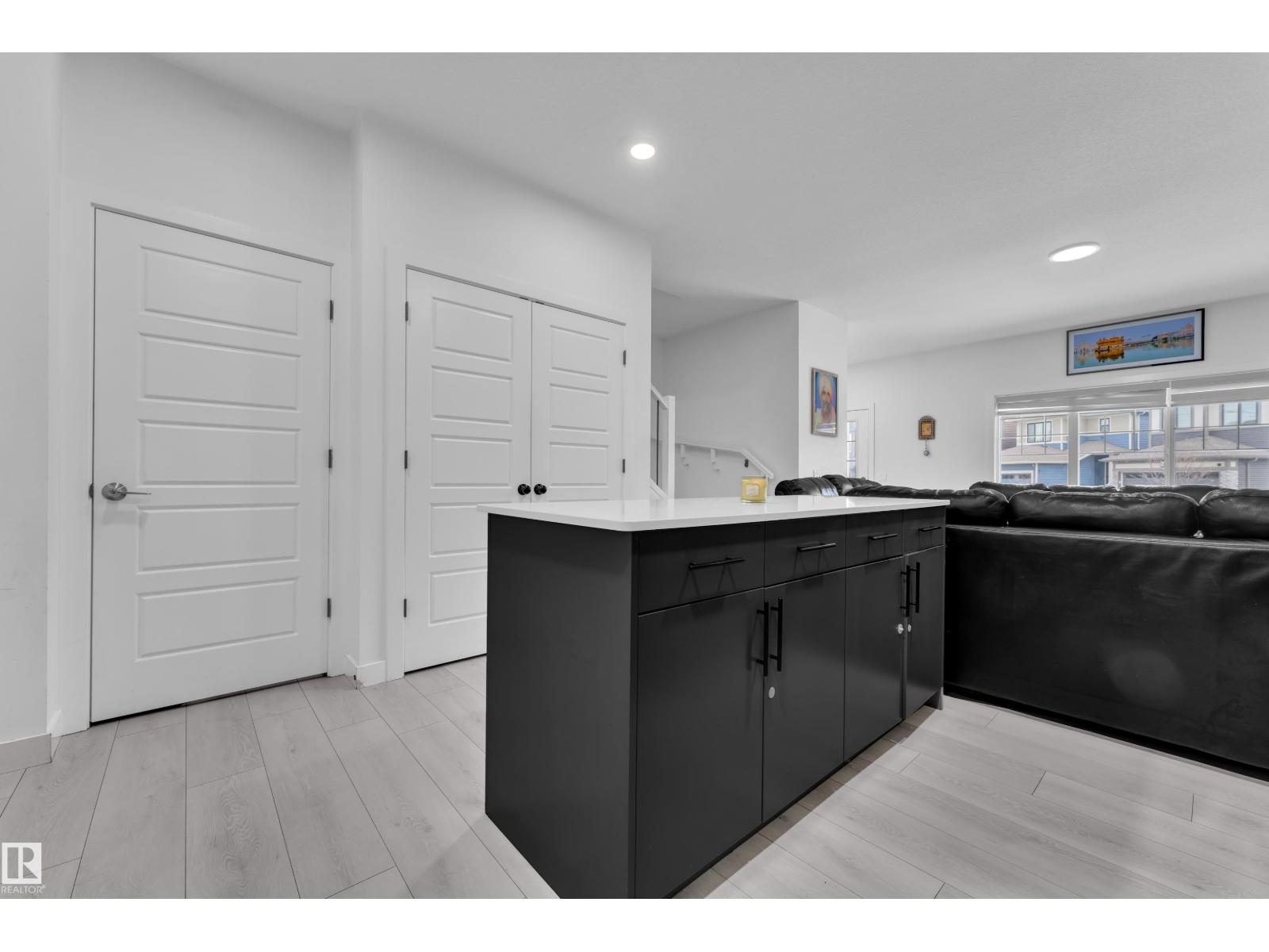 1645 PLUM CIRCLE CI SW - 9