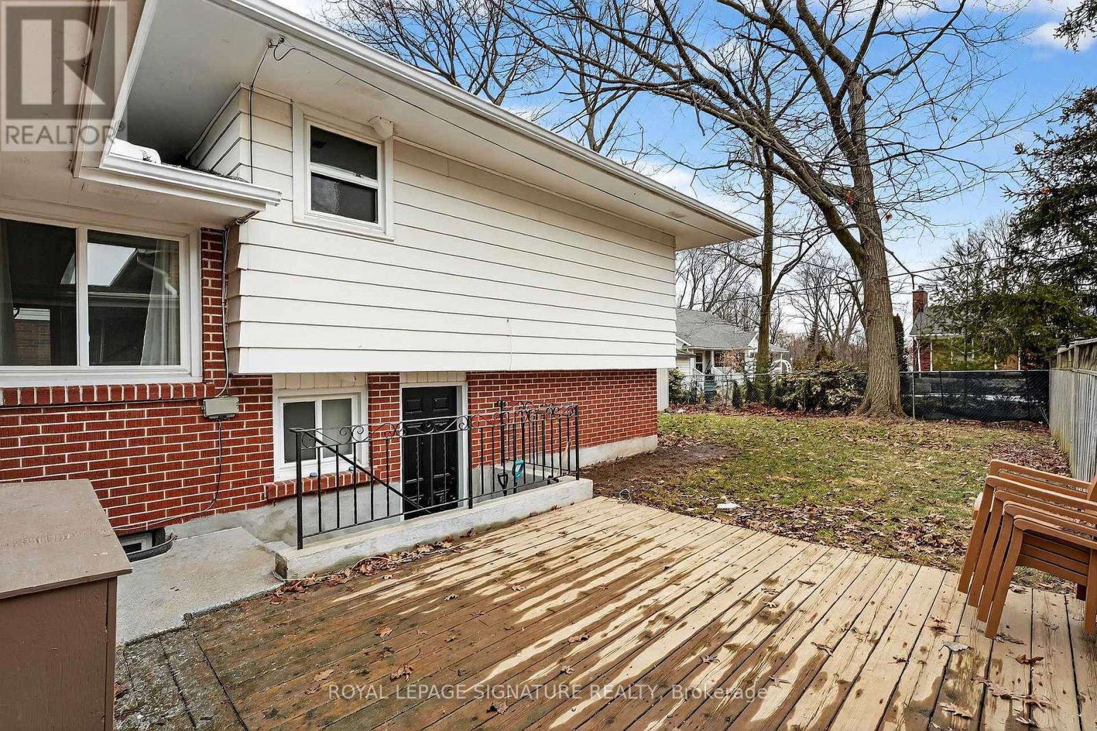 55 BURNESS DRIVE - 33