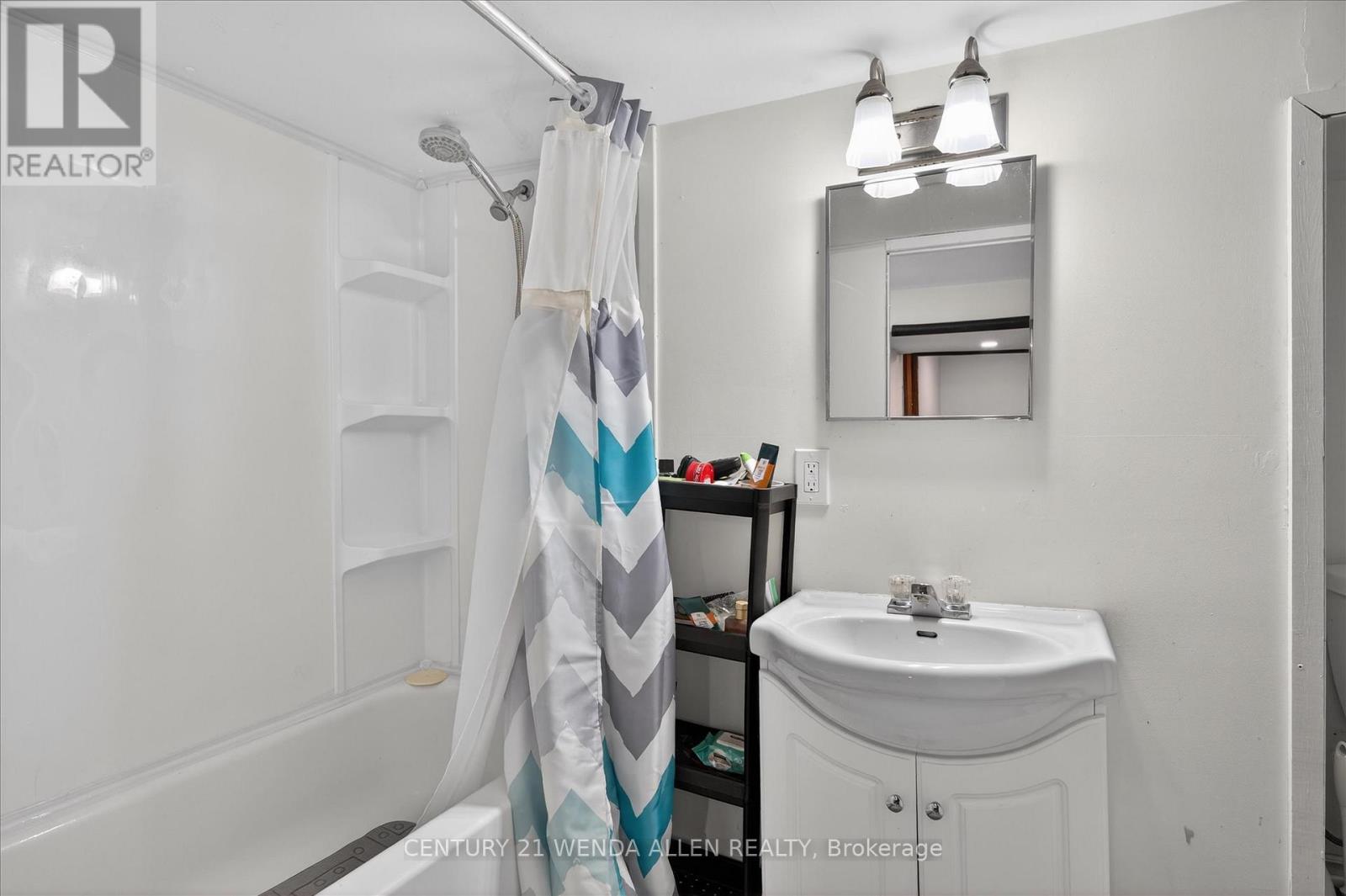 276 MCGILL STREET - 28