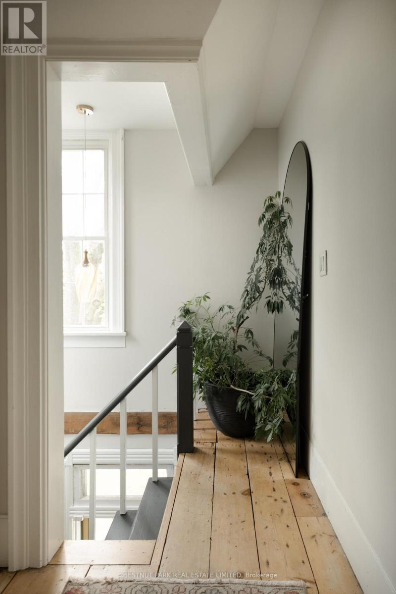 16 JOHNSON STREET - 31