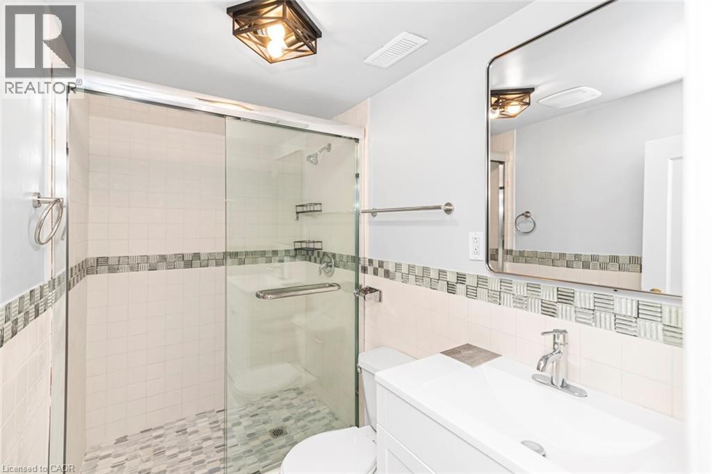 112 NASH Road S - 9
