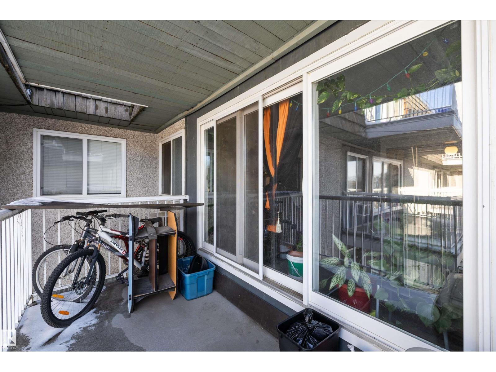 #320 8604 GATEWAY BV NW — photo 11