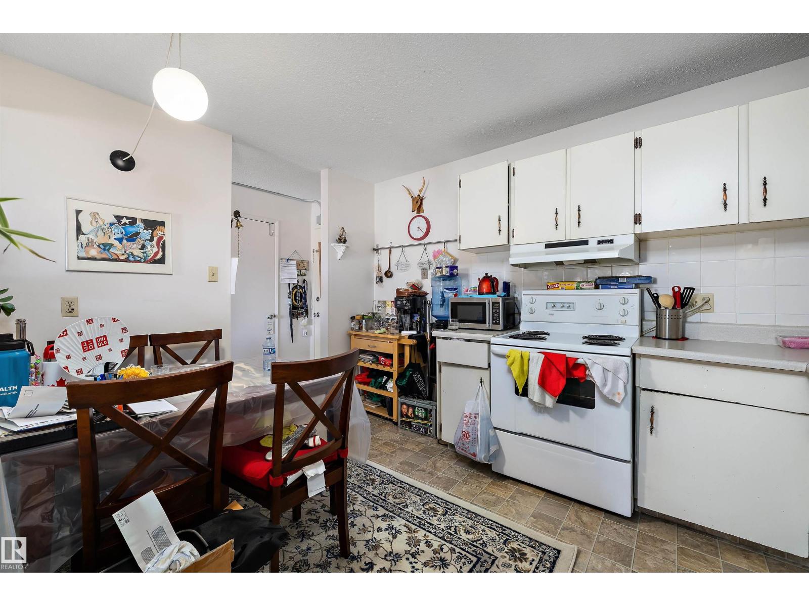 #320 8604 Gateway Bv NW photo 4 — MLS® E4482920
