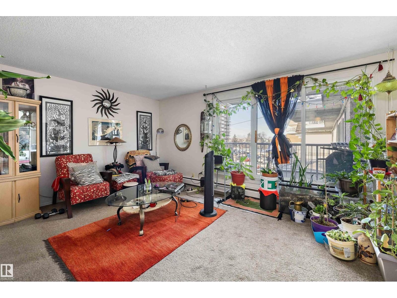 #320 8604 GATEWAY BV NW — photo 7