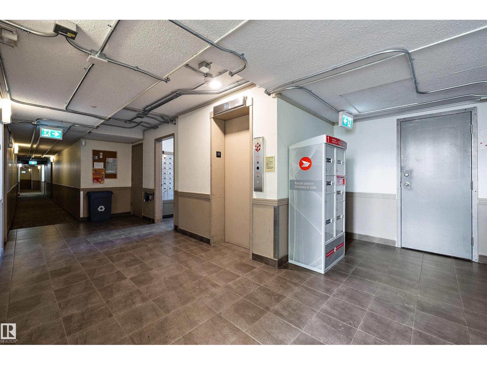 #320 8604 GATEWAY BV NW — photo 13