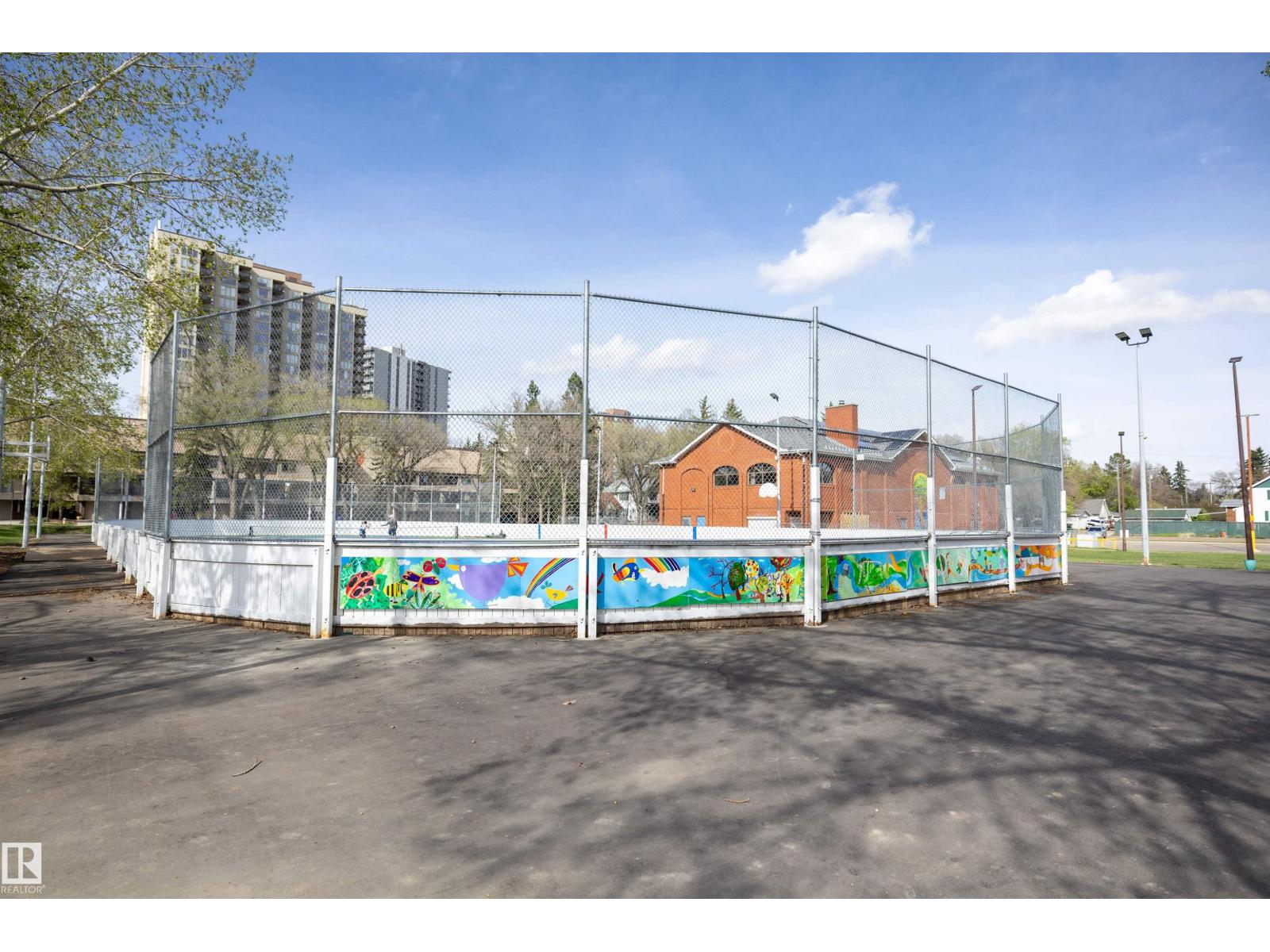 #320 8604 GATEWAY BV NW — photo 24