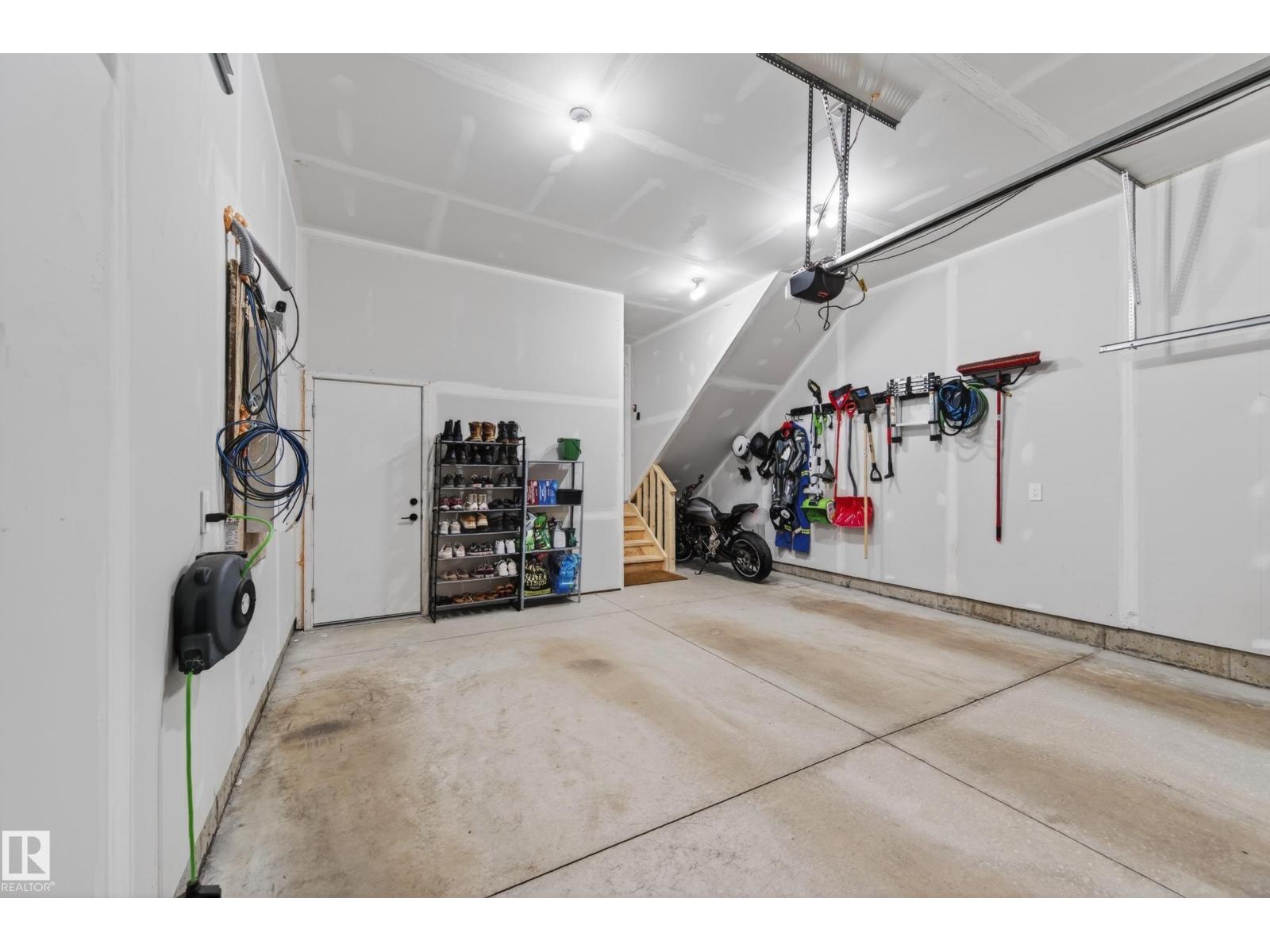 512 37 ST SW, Edmonton