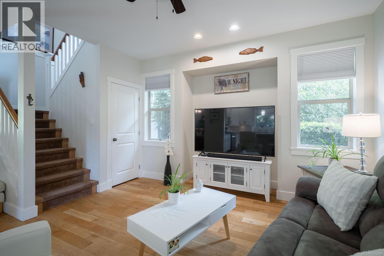 336 Wessex Lane - 8