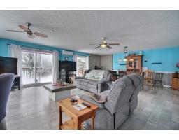9 Ch. Patterson, Cayamant, QC J0X1Y0 Photo 16