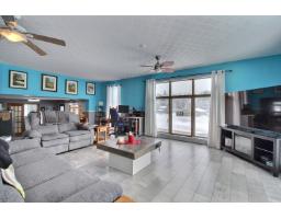 9 Ch. Patterson, Cayamant, QC J0X1Y0 Photo 18