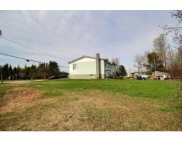 9 Ch. Patterson, Cayamant, QC J0X1Y0 Photo 25