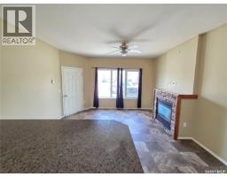 Kitchen/Dining room - 105 Main Street, Wawota, SK S0G5A0 Photo 8