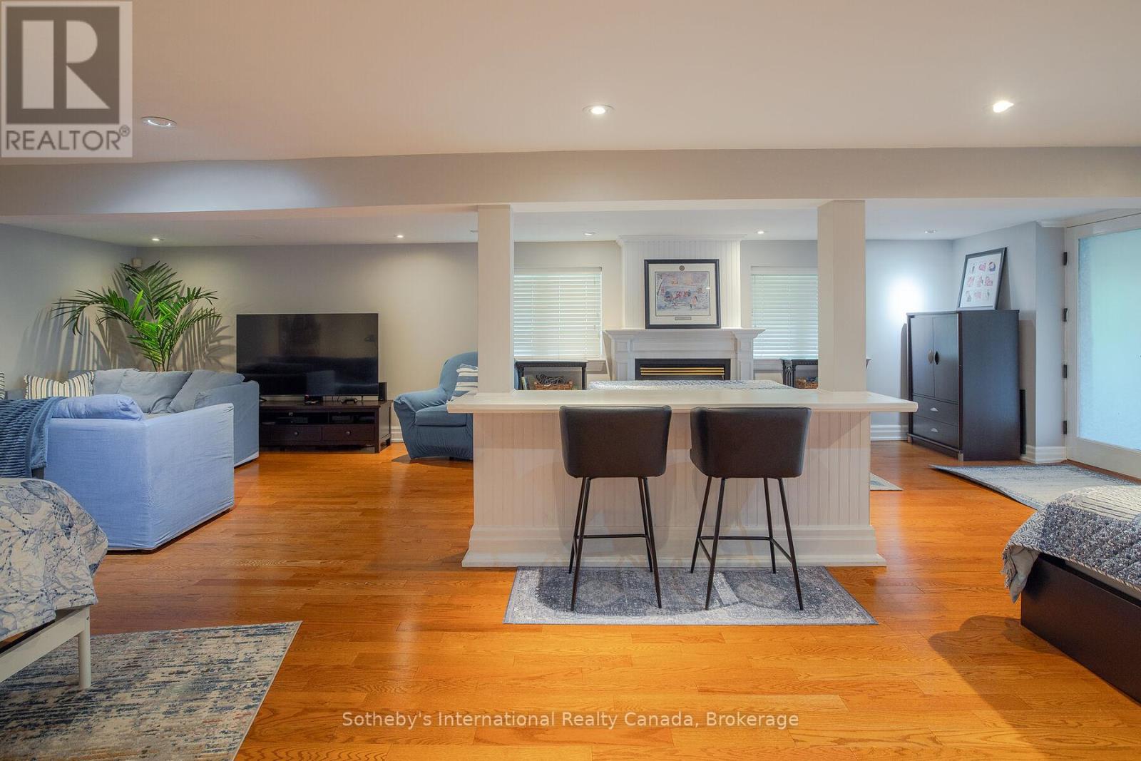 2533 RIDGE ROAD W - 30