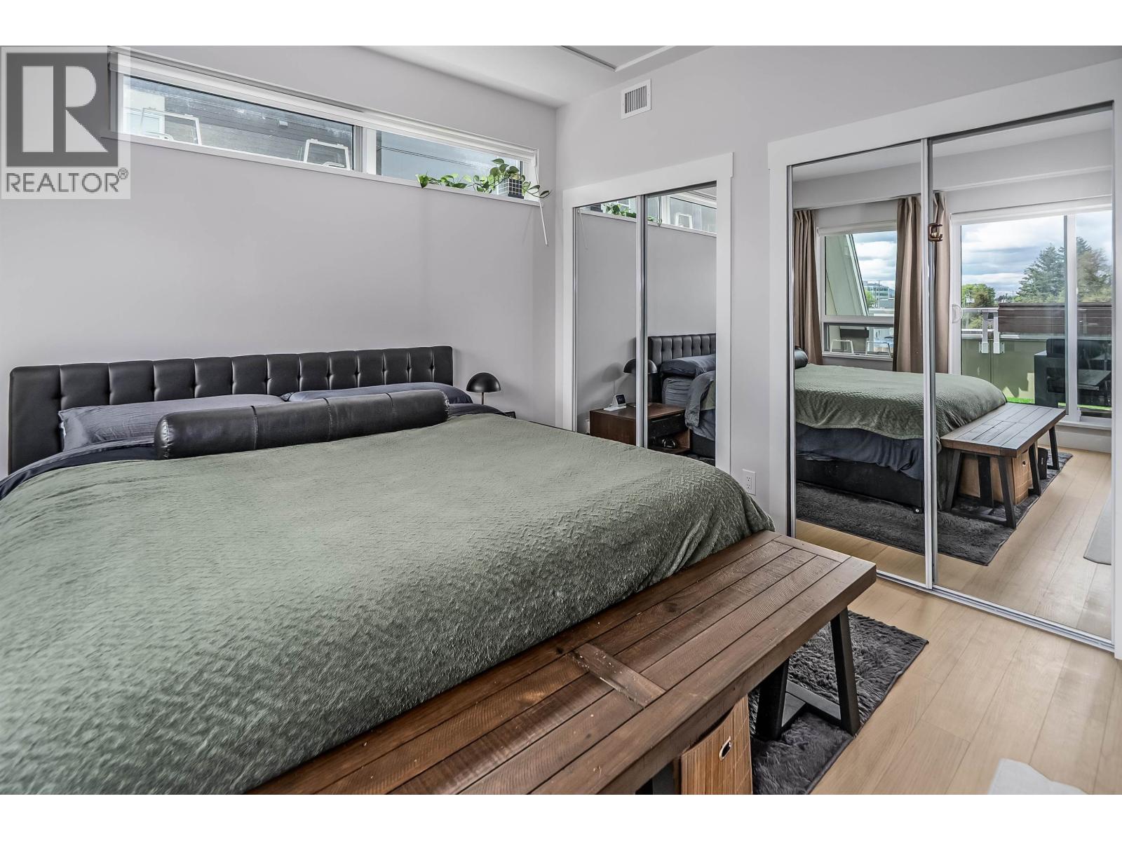 109 12040 PLAZA STREET, Maple Ridge