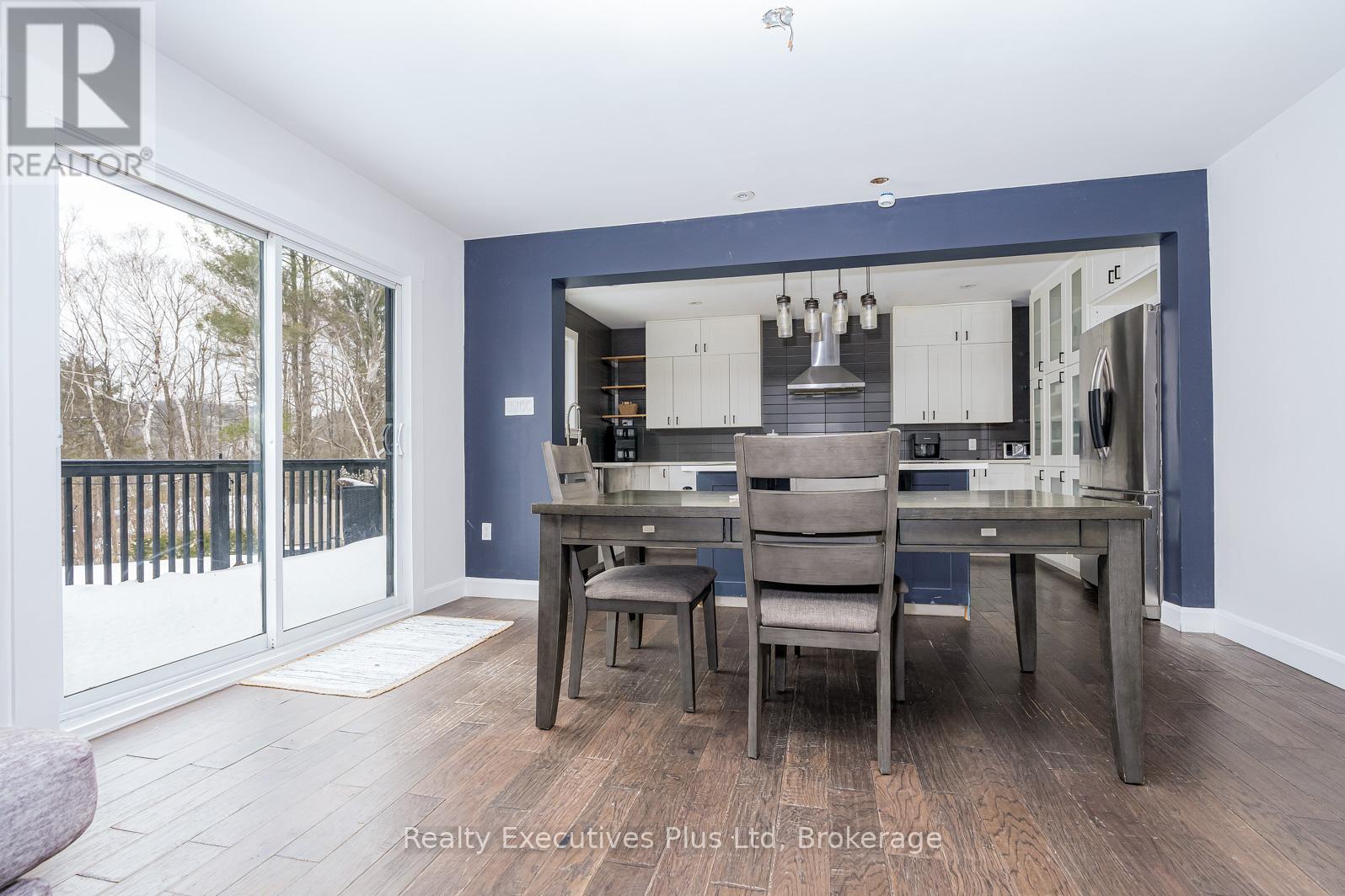 24 BIRCH GROVE DRIVE - 20