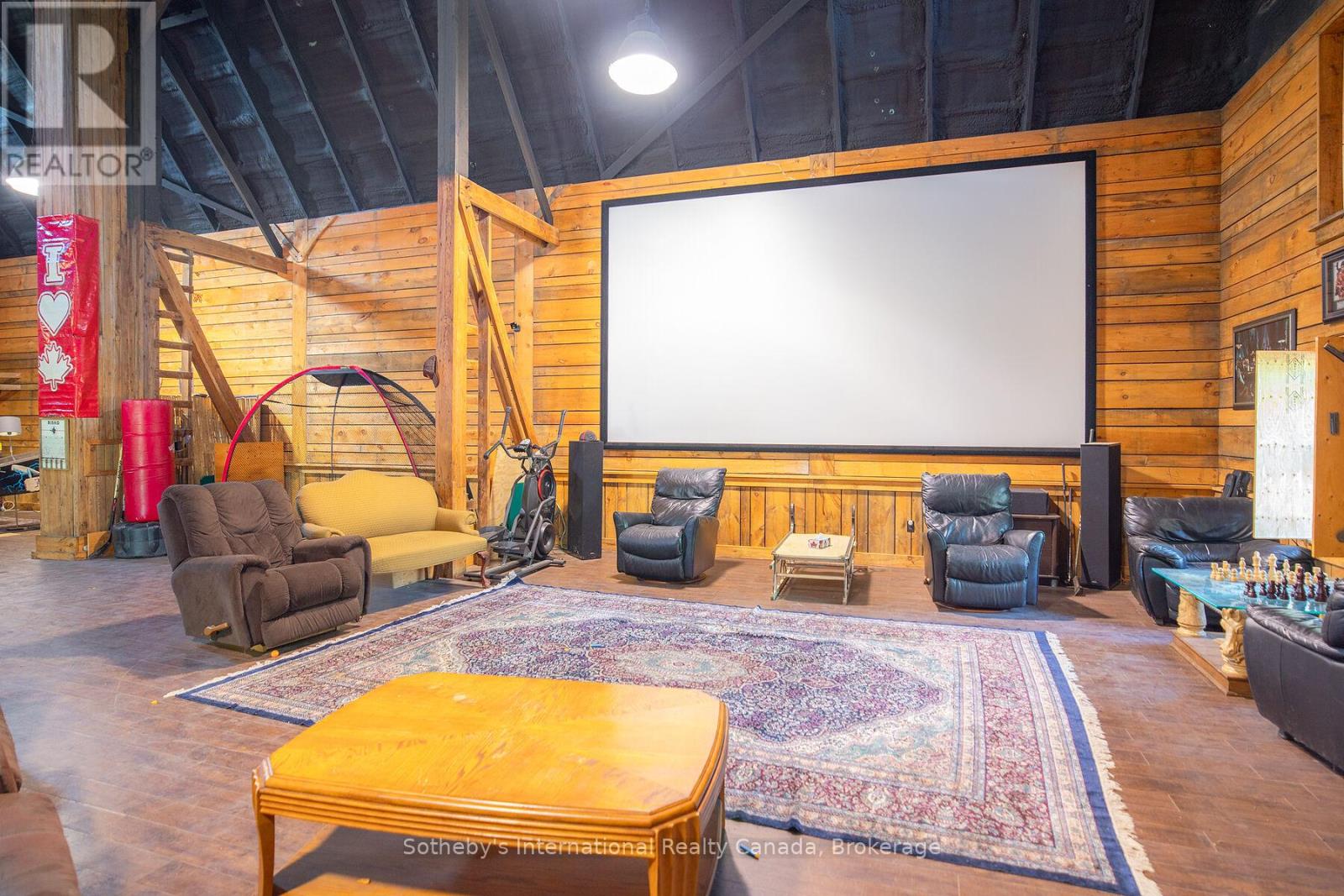 2533 RIDGE ROAD W - 47