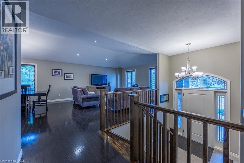 64 WINTERGREEN Crescent - 9