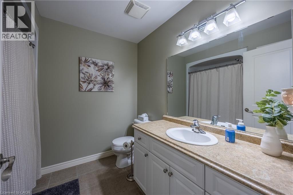 64 WINTERGREEN Crescent - 21