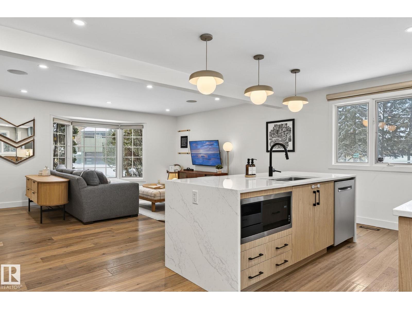 632 WAHSTAO RD NW - 20