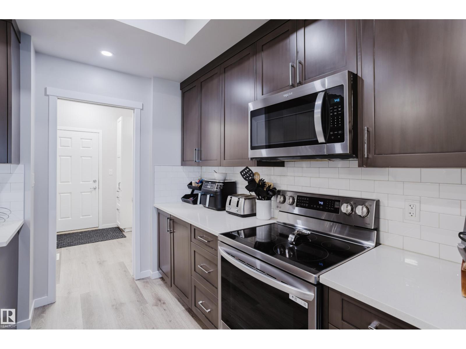 15151 26 ST NW, Edmonton
