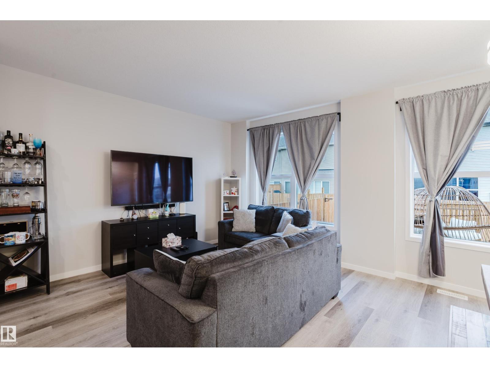15151 26 ST NW, Edmonton