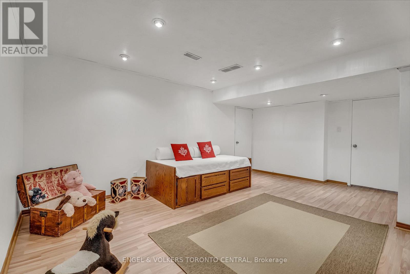 170 FENN AVENUE - 39