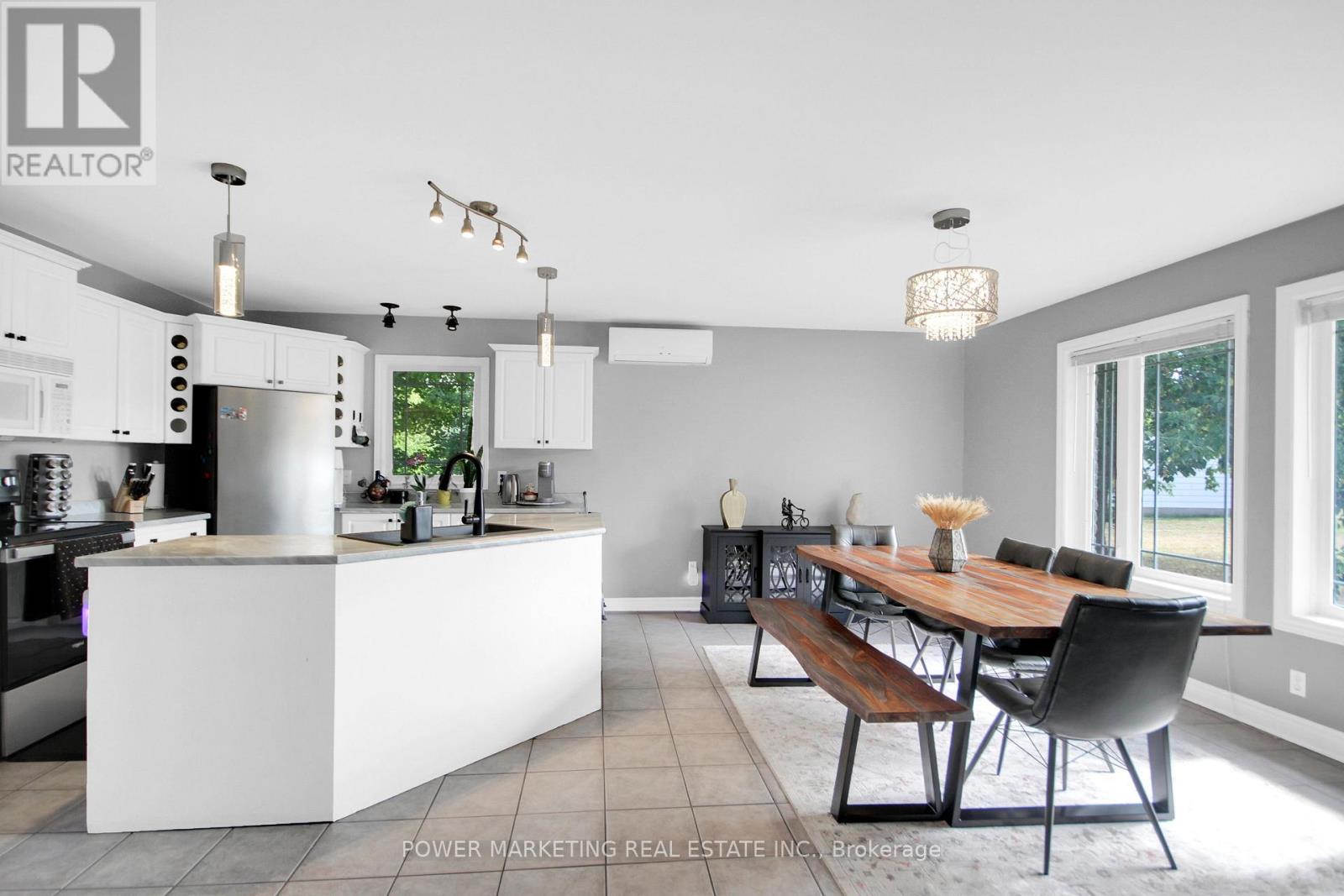 1441 STAGECOACH ROAD - 16