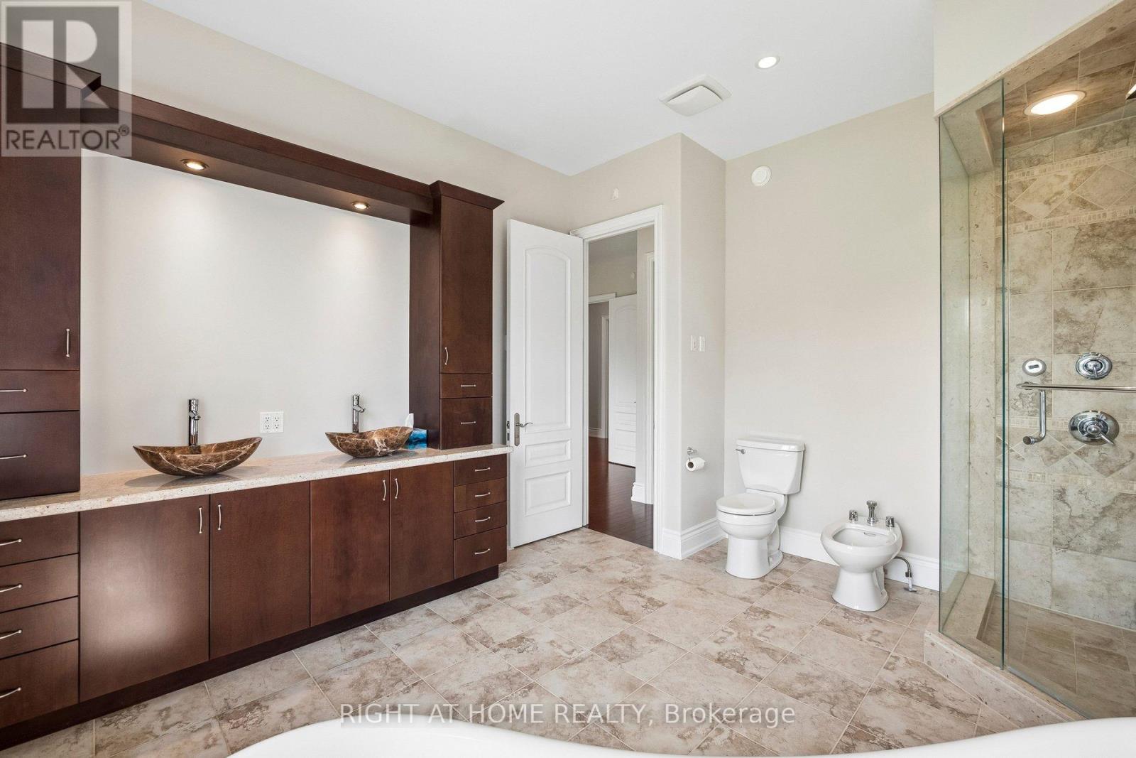 18 BICE COURT - 19