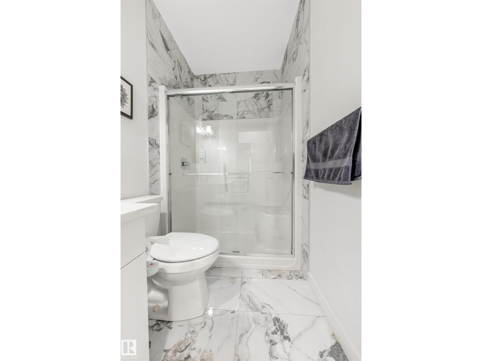 2629 15A AV NW, Edmonton